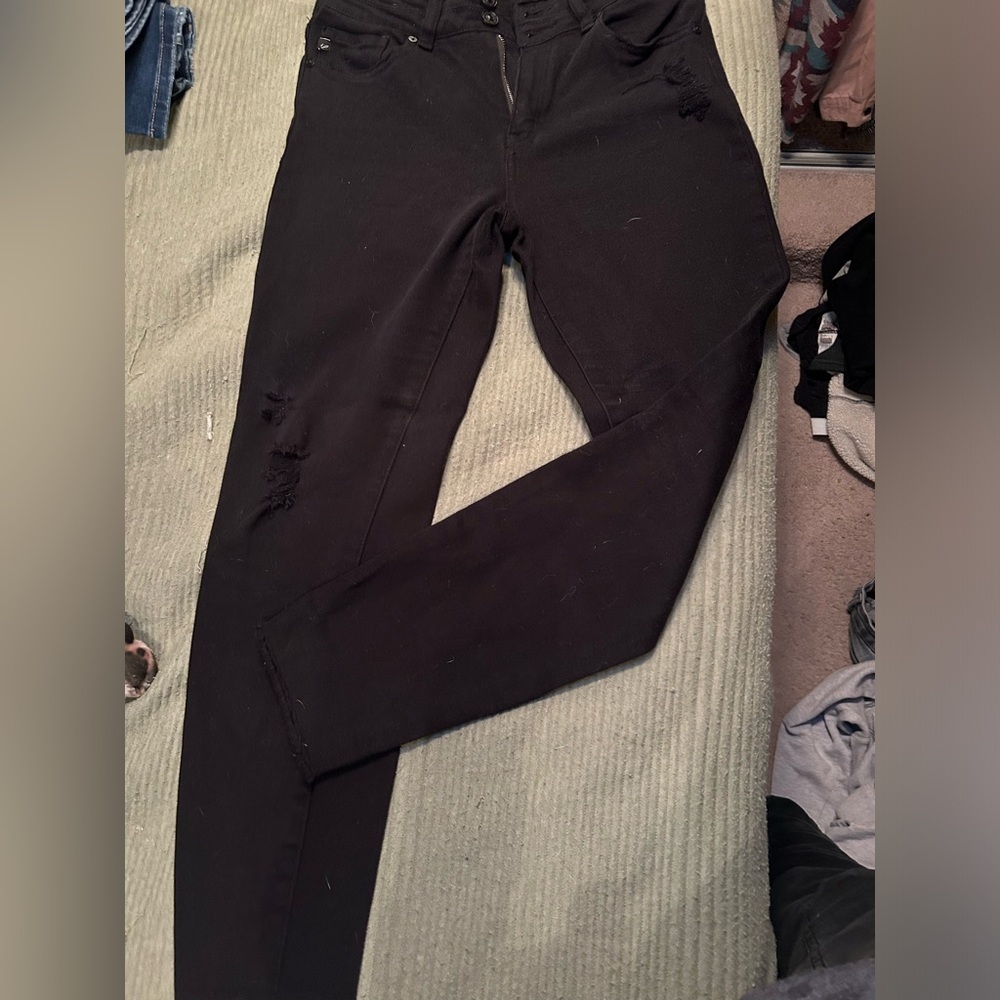 KanCan black distressed jeans size 9/28